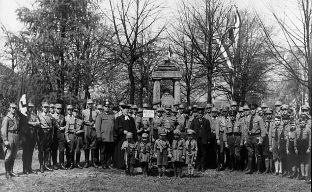 Hitler Eiche 1933 gepflanzt