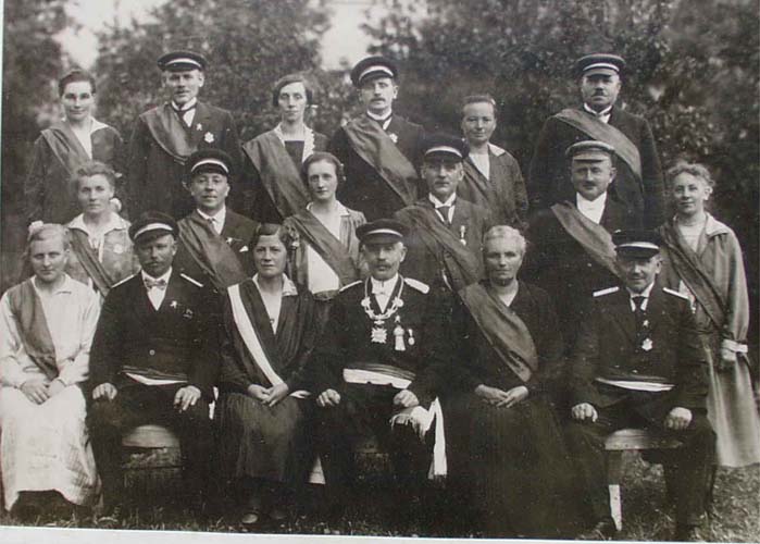 1927