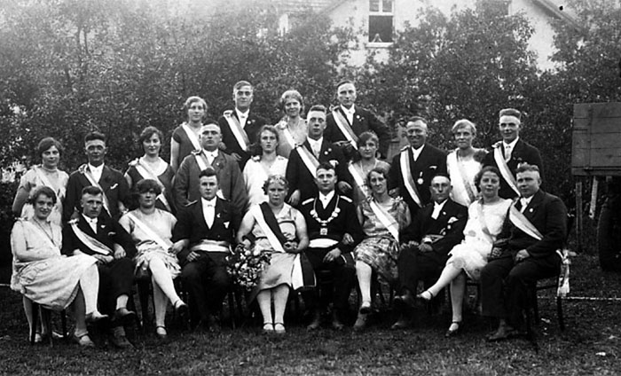 1929