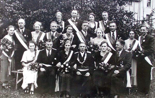 1937