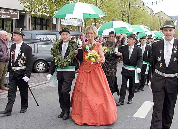 2002